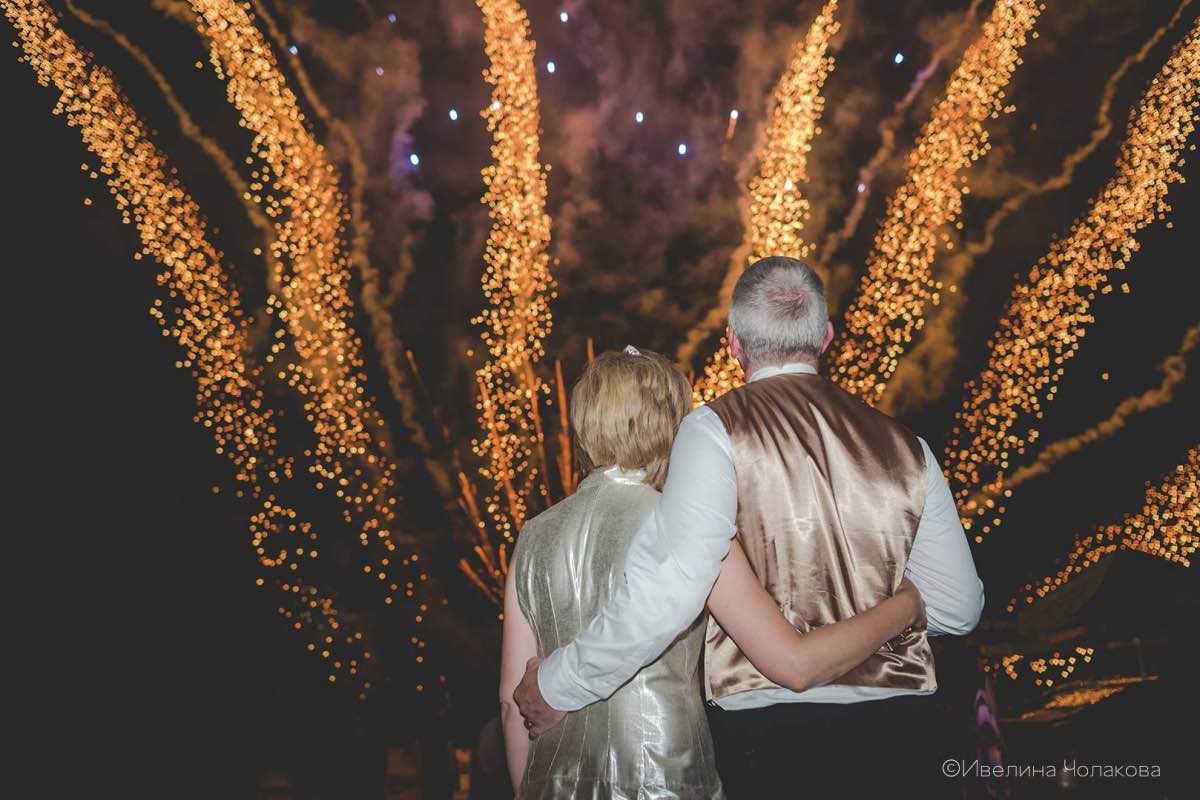 wedding-fireworks